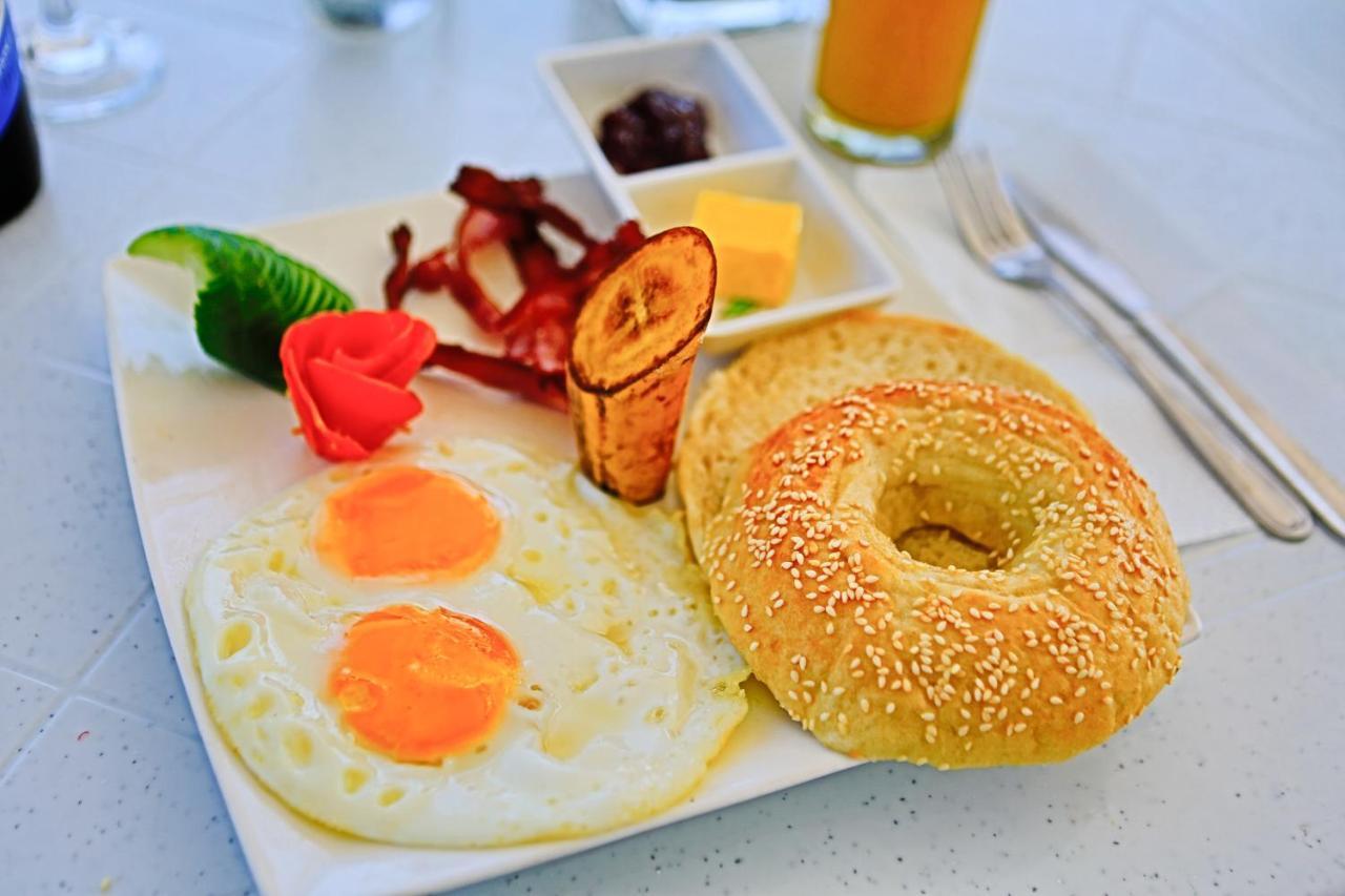อาร์กิเปลาโก บีช รีสอร์ต Hotel ปูแอร์โตกาเลรา ภายนอก รูปภาพ